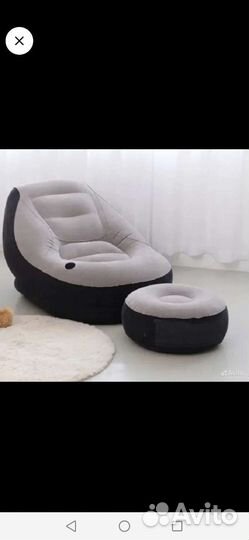Кресло и пуф