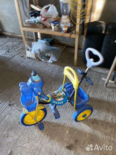 Детский велосипед-каталка