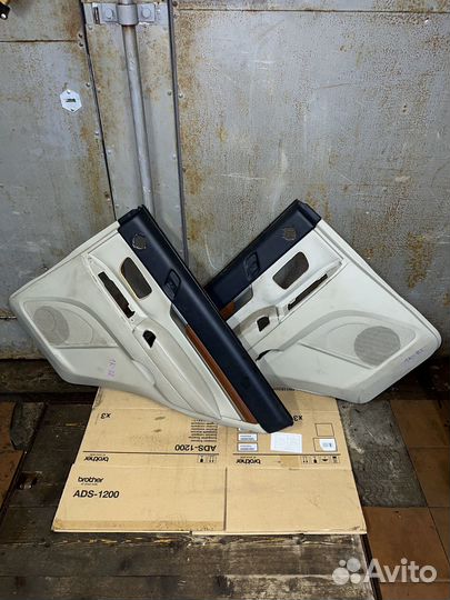 Комплект дверных карт задних Паджеро 4