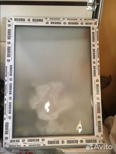 Продам окно Rehau 3х камерное, новое 80x100
