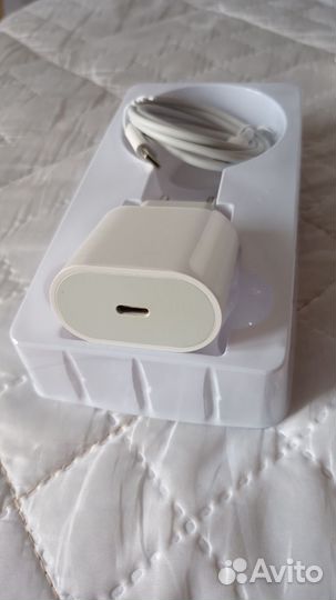 Зарядное устройство на iPhone