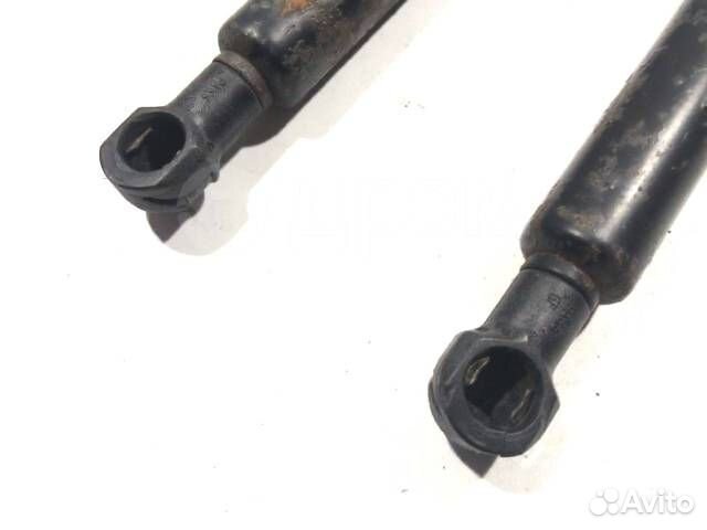 Амортизатор багажника BMW 3 E46