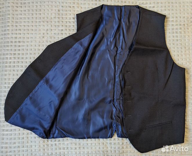 Жилет мужской классический Svyatnyh