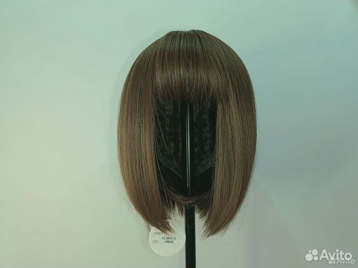 Парик русый из синтетических волос
