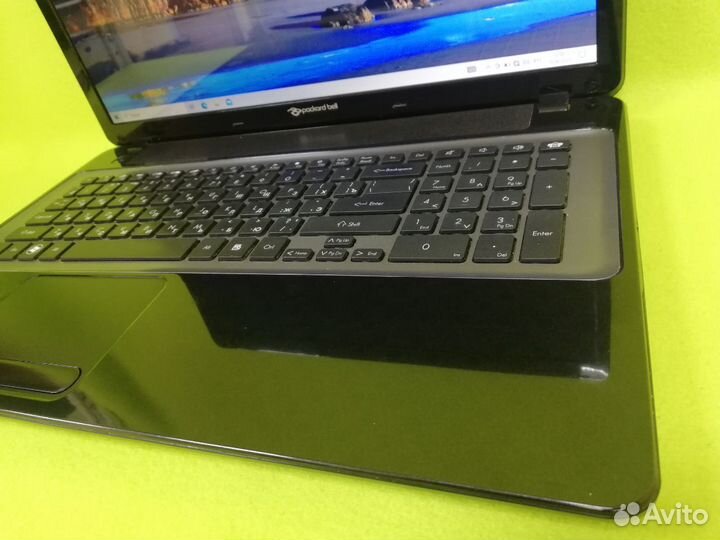 Игровой Packard Bell Core i3 на Ssd/8/17.3 экран
