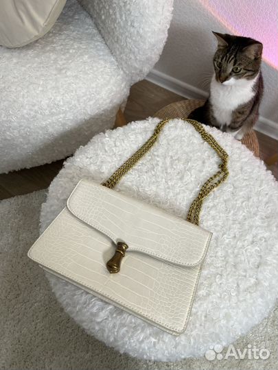Сумка бежевая