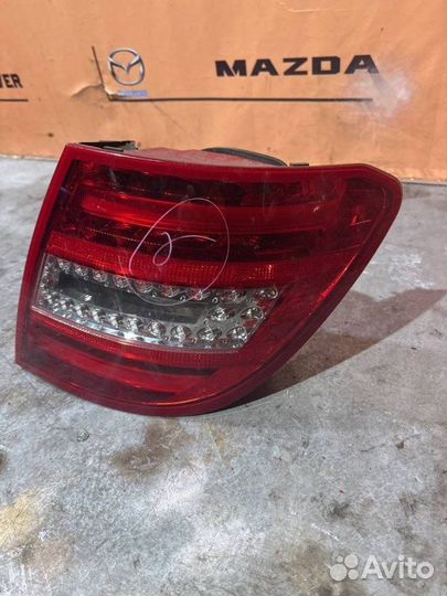 Фонари задние правые Mercedes-Benz C-Class W204