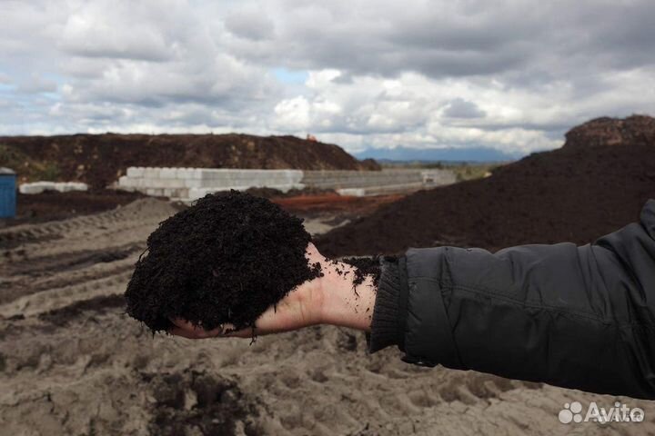 Грунт плодородный, торф, почвогрунт, чернозем