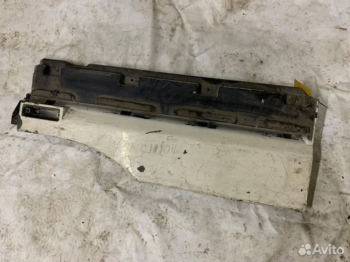 Крыло под спальником Daf 95 XF 95 XF 105