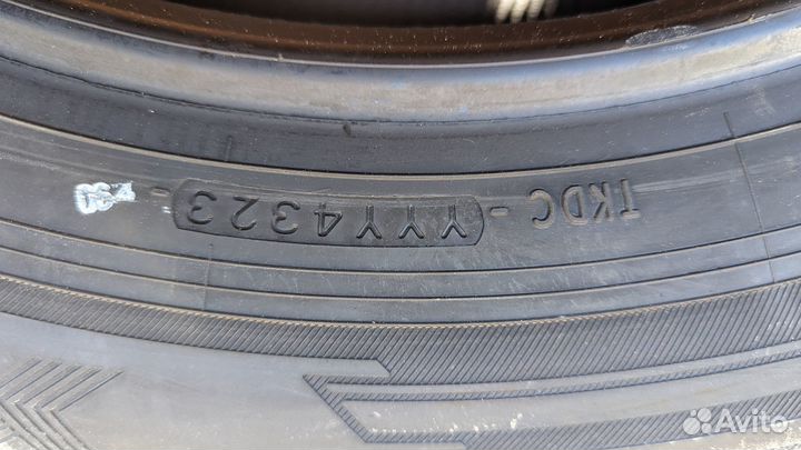 Yokohama BluEarth-XT AE61 235/60 R18 103W