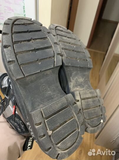 Ботинки демисезон на девочку 32р