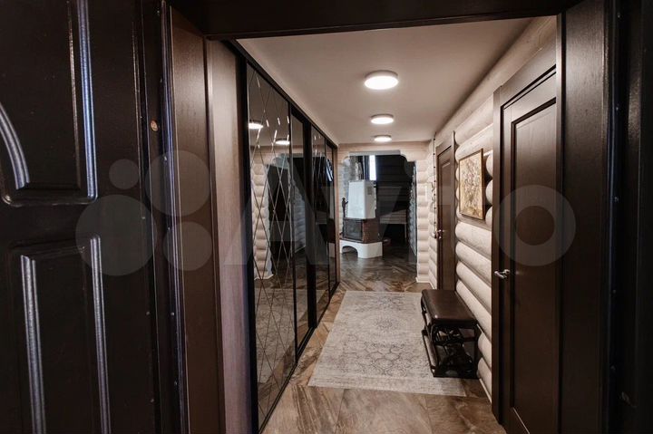 Коттедж 180 м² на участке 12,2 сот.