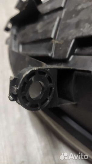 Фара правая ситроен ц5 ксенон