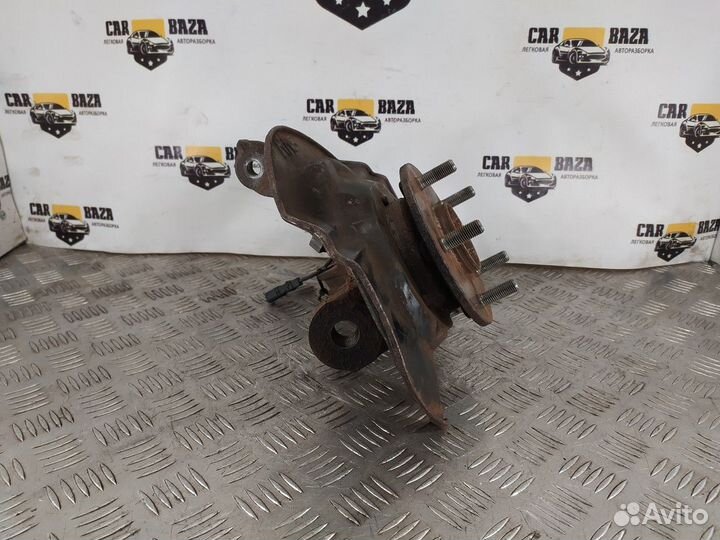 Кулак поворотный передний правый R Honda CR-V