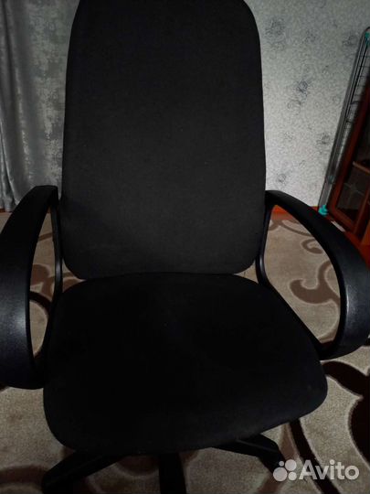 Компьютерное кресло
