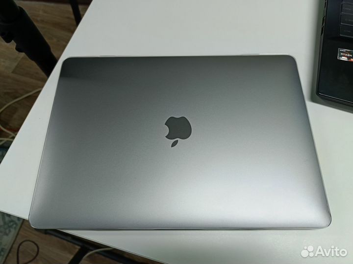 Apple macbook pro 13 2020 m1 8gb 256
