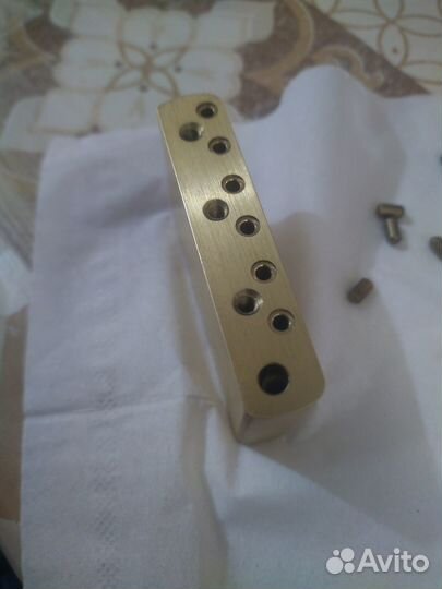 Сустейн блок Fender Stratocaster Custom (52 мм.)