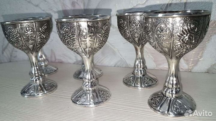 Винтажный набор рюмок