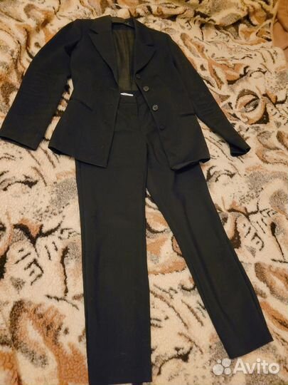 Брючный костюм