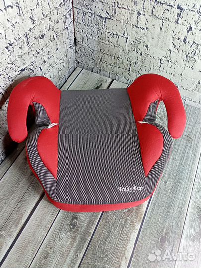 Детское автокресло - бустер от 4 - 12 лет новое