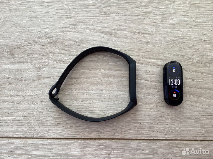 Фитнес-браслет Mi Smart Band 6