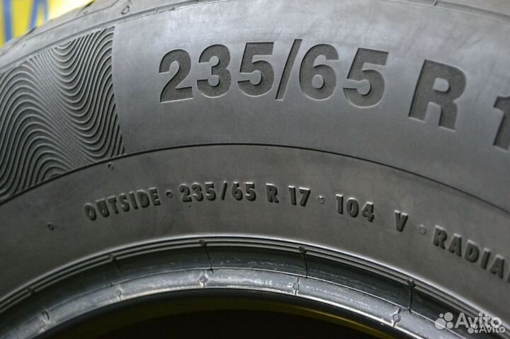 Continental ContiPremiumContact 5 235/65 R17