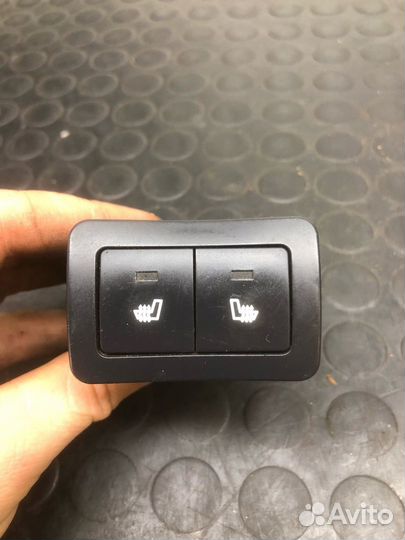 Кнопки подогрева сидений Great Wall Hover H5