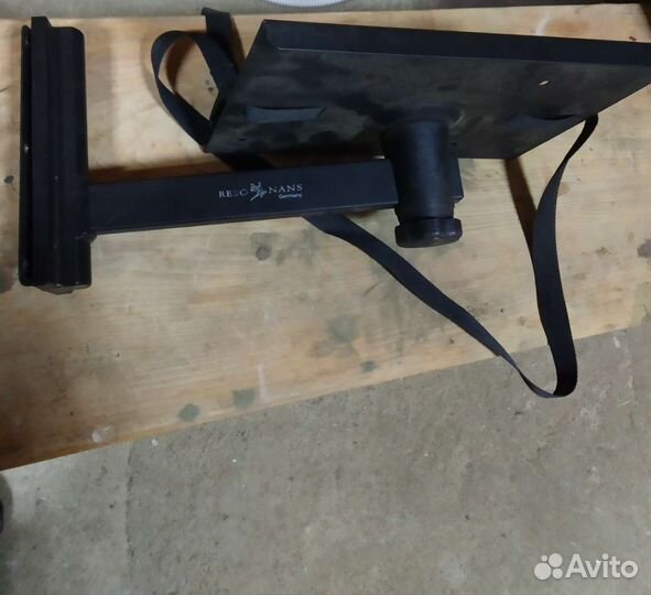 Крепеж для телевизора