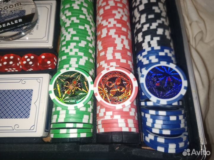 Набор для покера 300 фишек