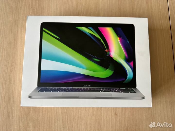 Macbook pro 13 2022 m2 8/10 core 24/512gb