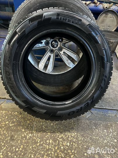 Pirelli Ice Zero 6.5/7 R17 81H