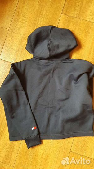 Толстовка Tommy Hilfiger р. S новаяоригинал