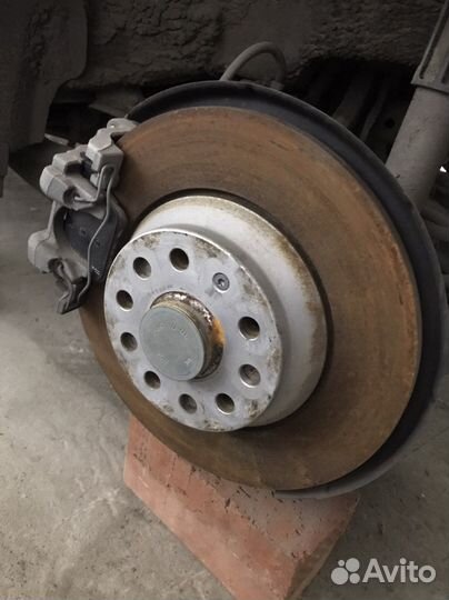 Тормозные диски задние 300мм, Passat B8