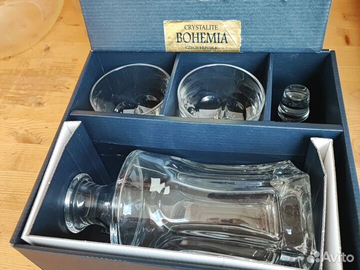 Bohemia штоф, кубики из нефрита,д/перца