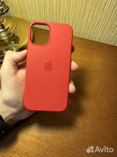 Чехол на iPhone 12 mini silicone case (red)
