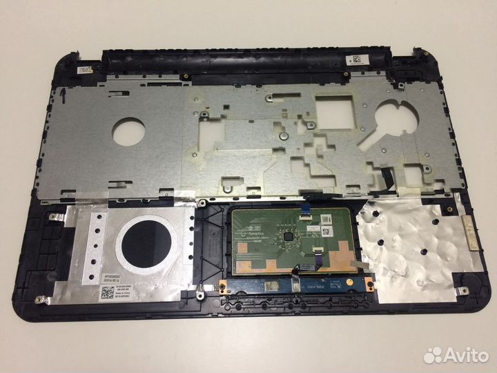 Топкейс ноутбука Dell 15-3537