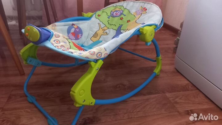 Шезлонг детский