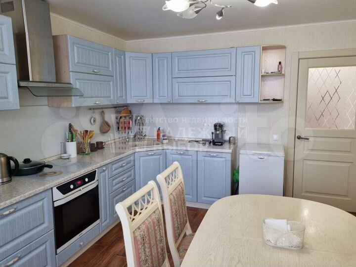 3-к. квартира, 90,6 м², 4/14 эт.