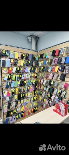 Чехлы на телефон