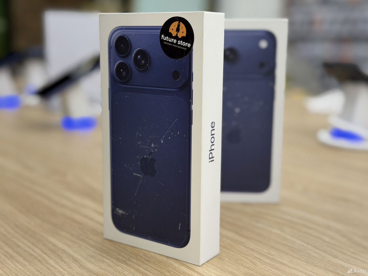 iPhone 17 Pro, 256 ГБ, SIM + eSIM