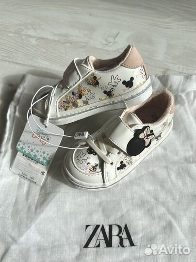 Новые кеды Zara Disney Минни Маус с блестками