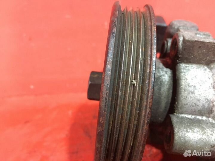 Насос гура Nissan Pathfinder R51 SUV YD25ddti 2.5L