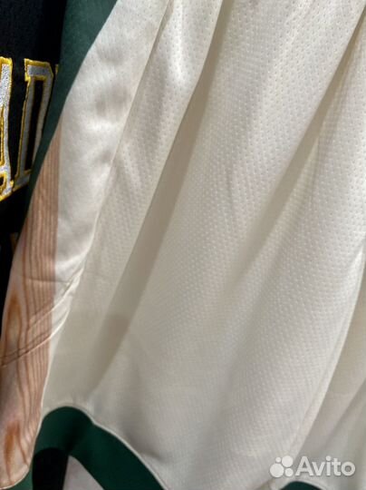 Баскетбольные шорты Boston Celtics