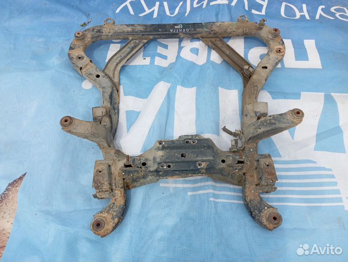 Подрамник передний Opel Vectra B
