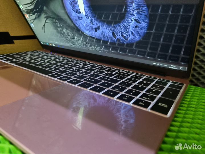Новый Ноутбук i7/16Gb/SSD256Gb Розовый