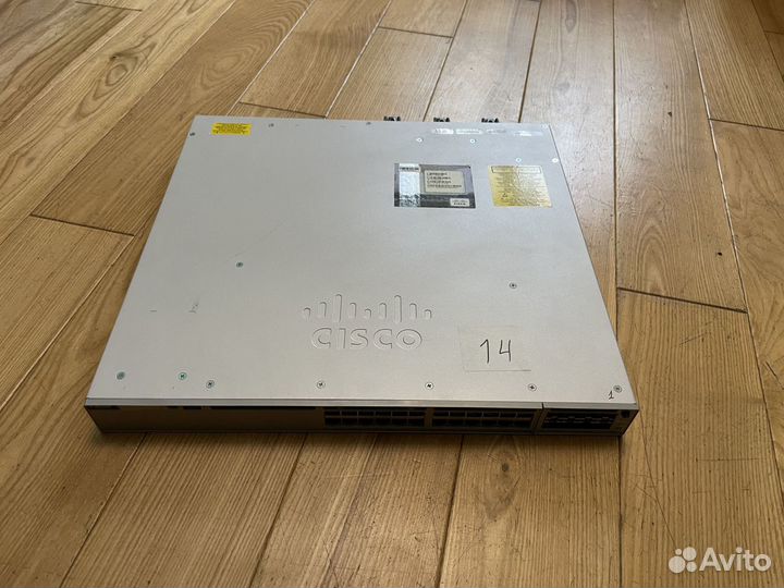 Cisco C9300–24P