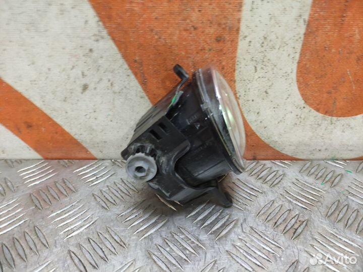 Птф левый Toyota Camry 8 XV70 2017-Нв