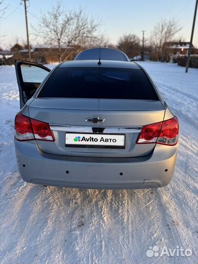 Chevrolet Cruze 1.6 МТ, 2011, 291 000 км