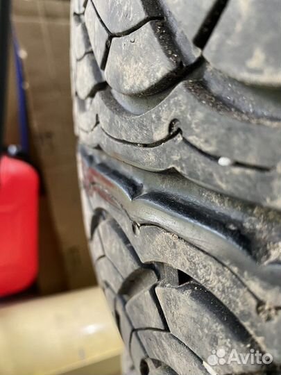 Yokohama Parada PA03 245/50 R20