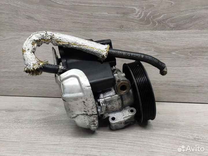 Насос гур Мерседес w203 w211 m271